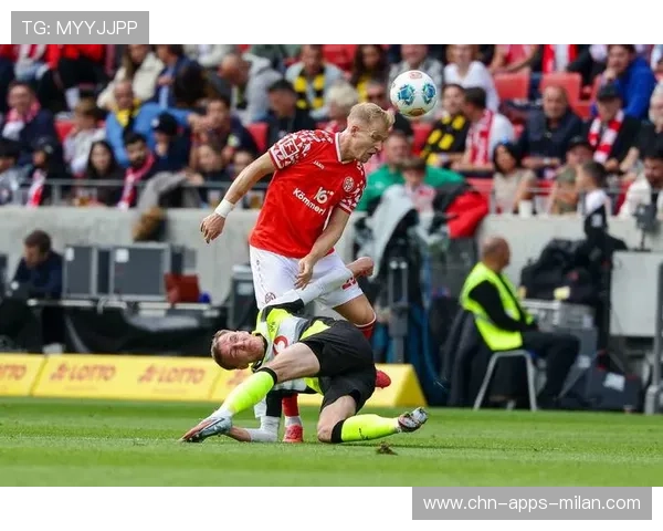 拜仁中路压制彻底掌控比赛节奏