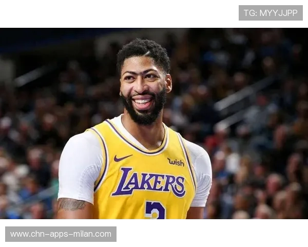 戴维斯篮下压制力十足,湖人稳稳守住优势