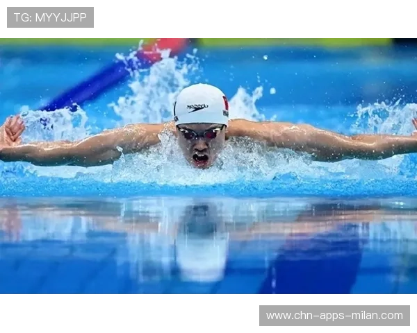 游泳接力最后一棒化险为夷夺金